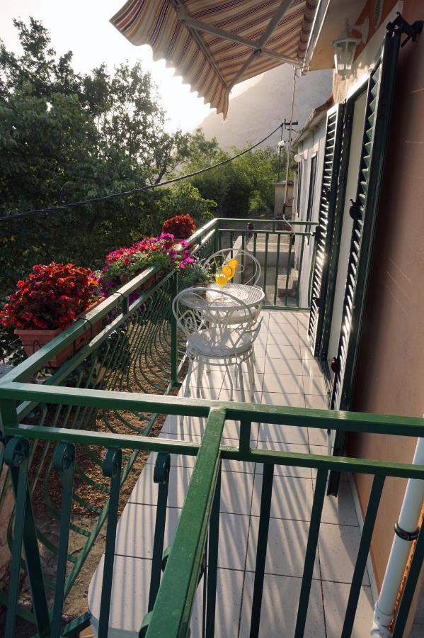 Holiday House Terezija Baška Voda Extérieur photo
